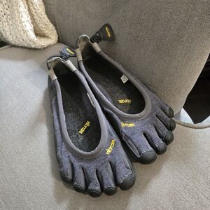 Vibram Smartwool Classic FiveFingers Size 39